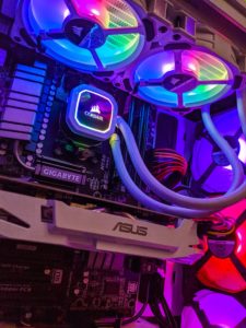 cpu con sistema de refrigeración de agua